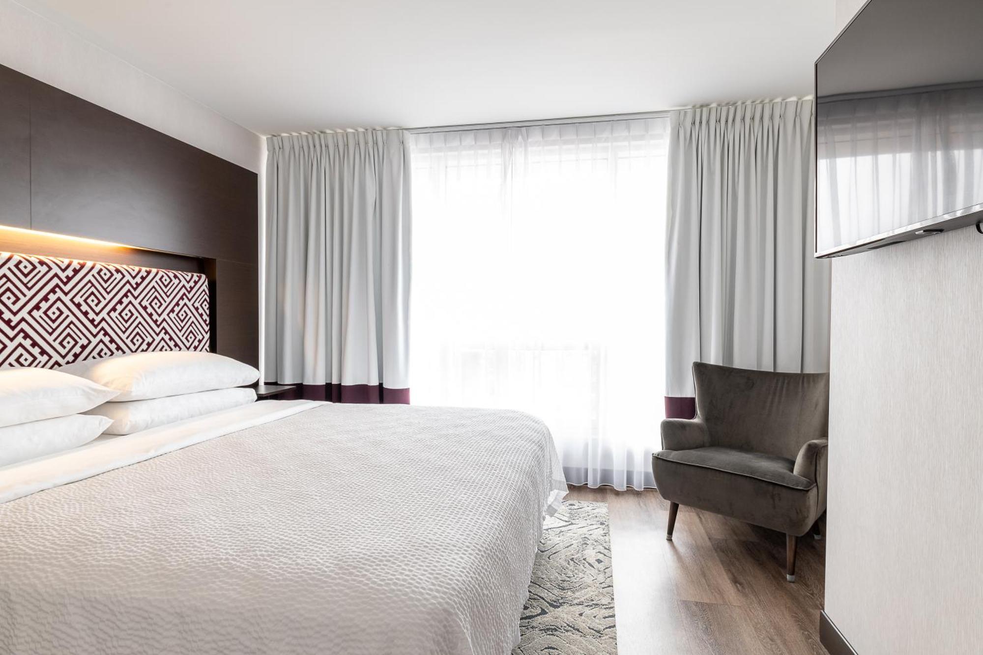 Four Points By Sheraton Levis Convention Centre Ngoại thất bức ảnh