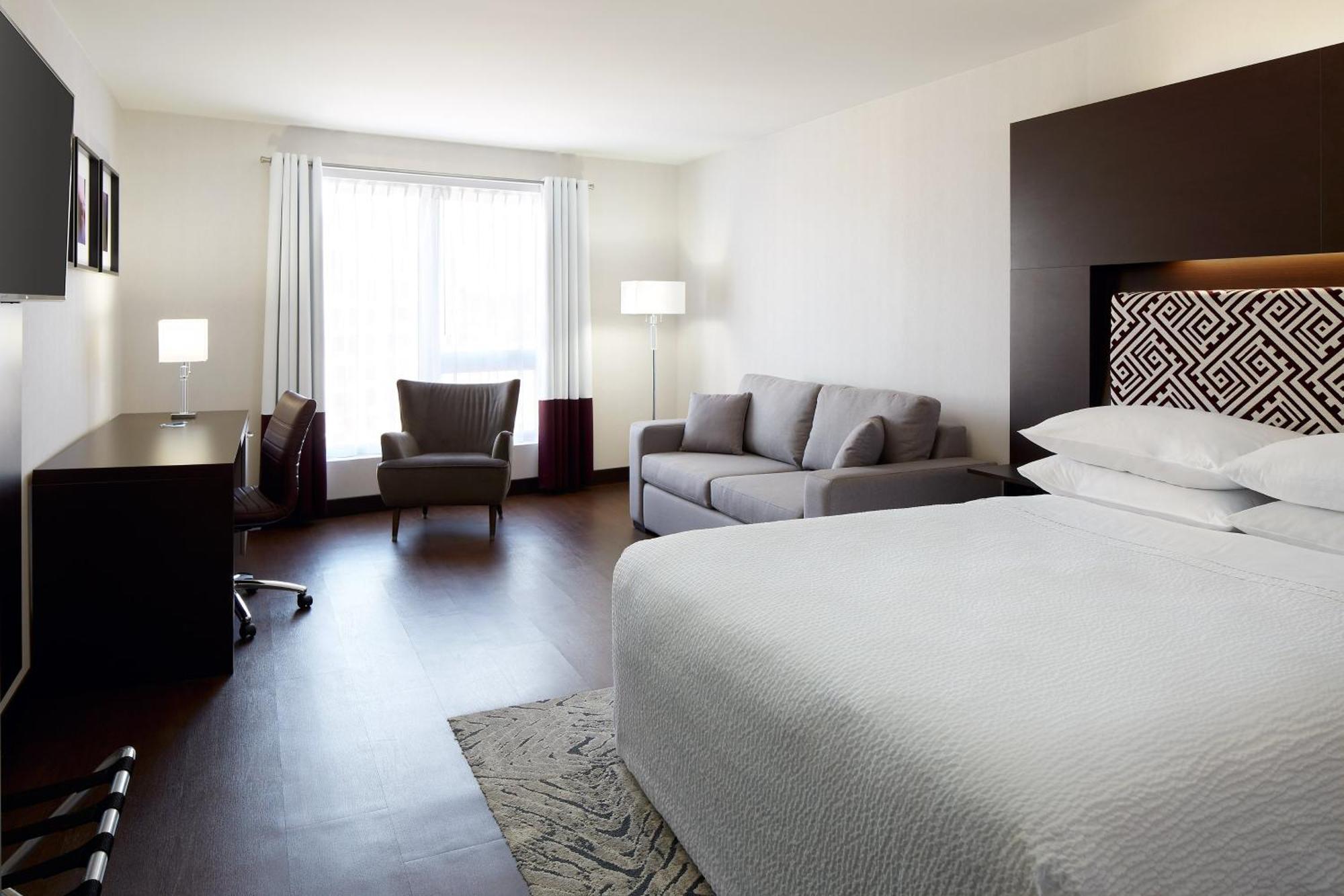Four Points By Sheraton Levis Convention Centre Ngoại thất bức ảnh