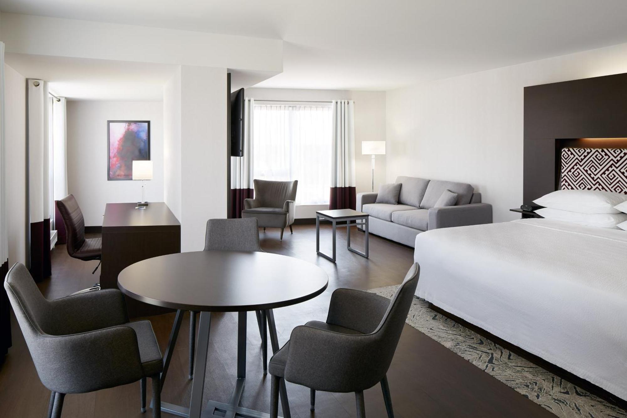 Four Points By Sheraton Levis Convention Centre Ngoại thất bức ảnh
