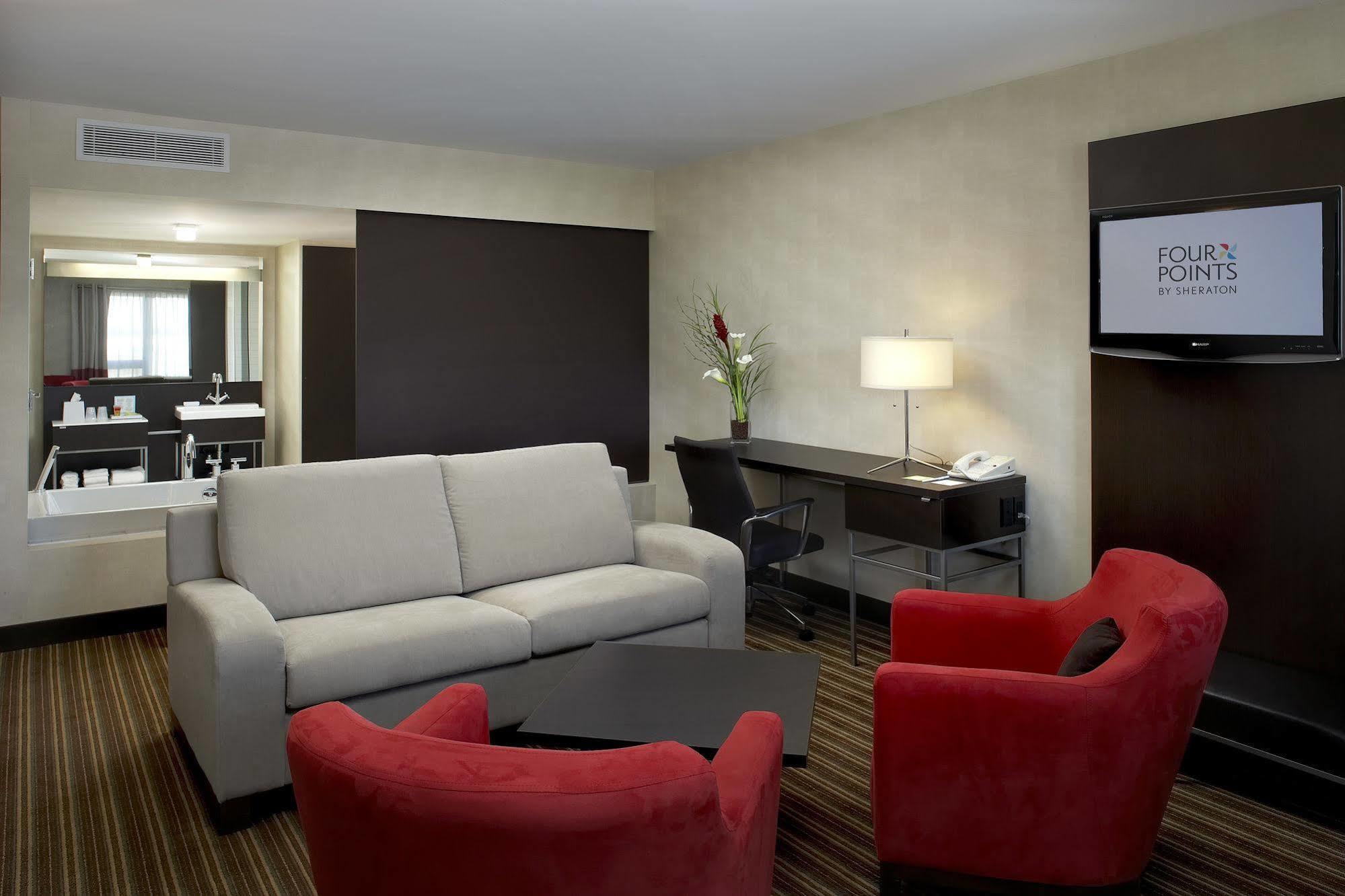 Four Points By Sheraton Levis Convention Centre Ngoại thất bức ảnh